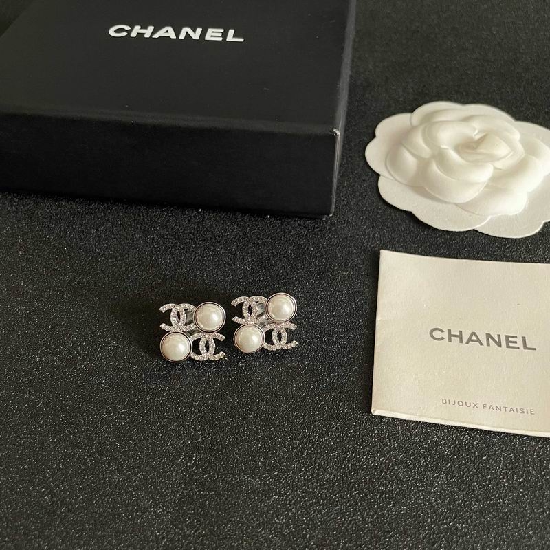 Chanel Earring 06yxs84
